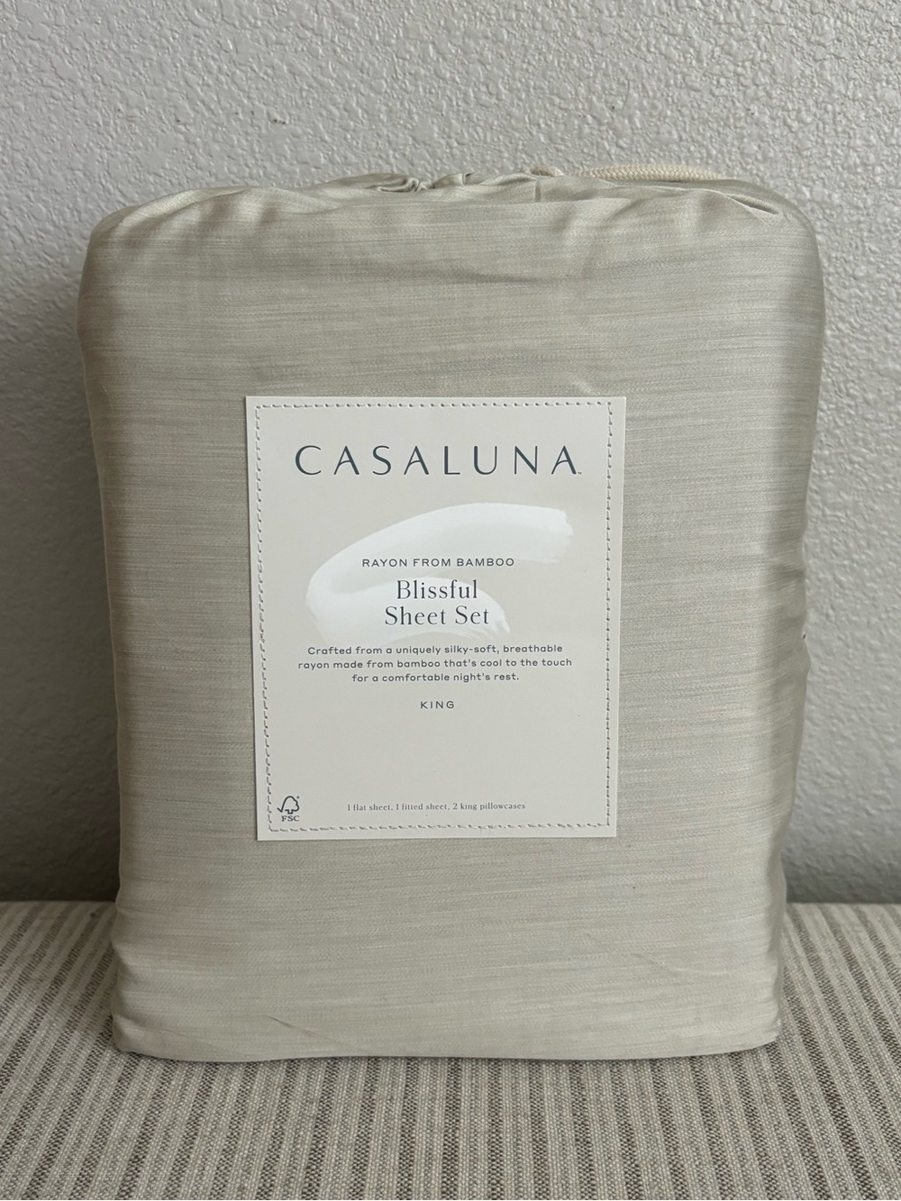 NWT King 400 Thread Count Rayon from Bamboo Sheet Set Light Olive Green Casaluna